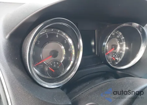 2011 Chrysler Town & Country Touring-L из США, поврежденный, VIN 2A4RR8DGXBR734344